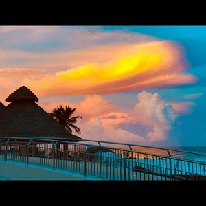 Meet your Posher, Raymond